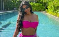 Anil Kapoor's daughter Rhea Kapoor entered the pool wearing a strapless bikini, sister Sonam Kapoor's heart came on the swimsuit