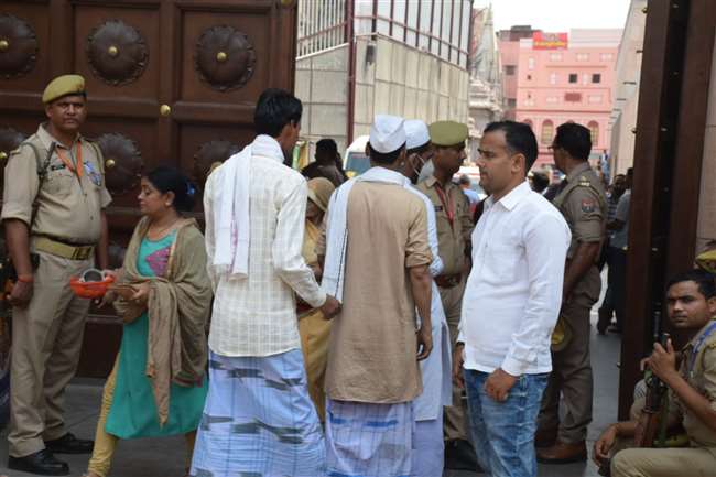 Kashi Vishwanath-Gyanvapi Masjid Case: Survey work halted, 1 arrested for provocative sloganeering