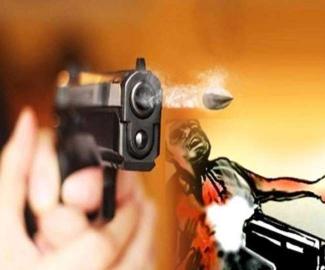 Farmer guarding the field shot dead while sleeping, three kiosks and one cartridge recovered on the spot