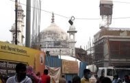 Gyanvapi Masjid Survey: Varanasi Court removes court commissioner for leaking information in media, gives two days time to submit report