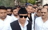 Azhar, who came to meet Azam Khan, four policemen including the inspector suspended