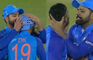Neck caught in the first match, now Rohit Sharma KISS to Dinesh Karthik, know the reason
