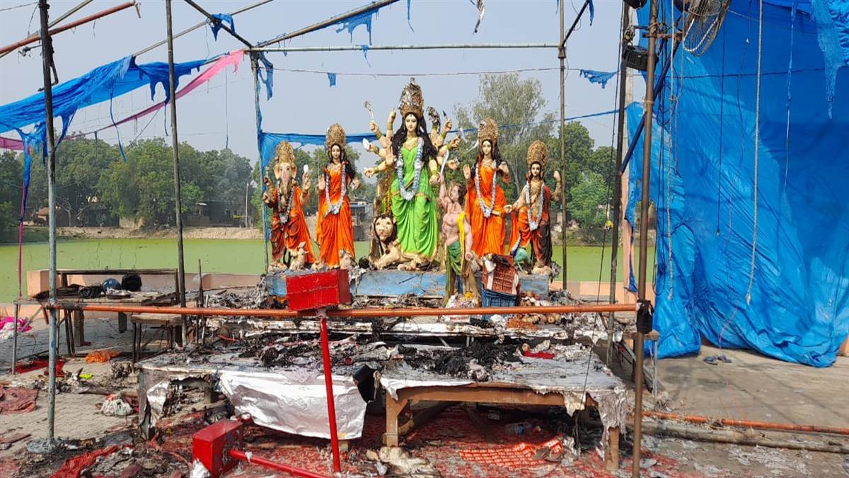 The fire burnt everything, only the statue of Maa Durga remained... Ground report of Bhadohi fire incident