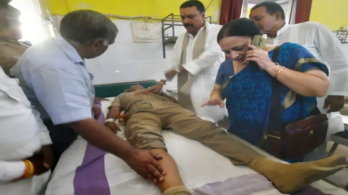 Six injured including ambulance, inspector and doctor collided with Deputy CM Brajesh Pathak's escort