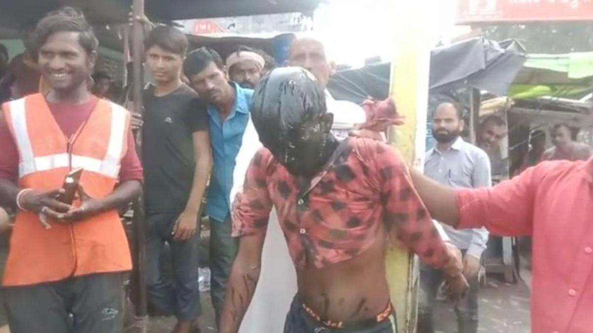 Beaten tied to a pillar, soot found in mouth, half mustache cut off... Taliban punishment in Bahraich, UP
