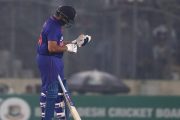 Even Rohit Sharma's bravery could not prevent India's defeat, lost the series as well
