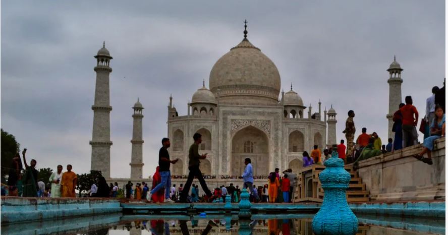 Municipal Corporation sent a notice of one crore rupees to Taj Mahal, said- deposit house tax within 15 days