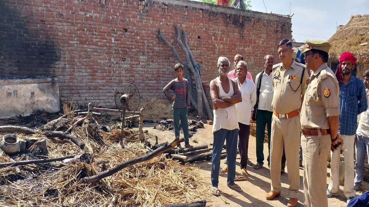 Fire broke out in the hut while lighting the stove, painful death of two innocent people