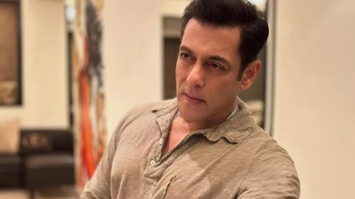 Salman Khan injured during the shooting, shared the photo and wrote - Tiger is injured