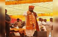 MP Brijbhushan Sharan Singh did a show of strength, targeted the opponents by poetry