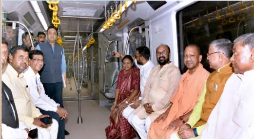 CM Yogi Adityanath called Jama Masjid Metro as Mankameshwar Temple, there is a rumor to change the name