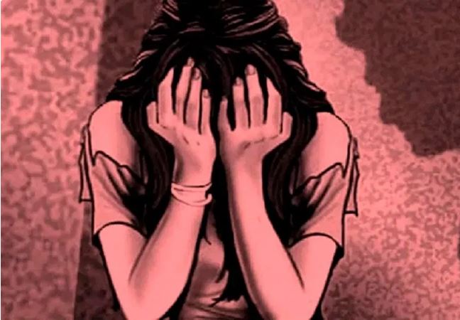 In Bareilly, the CO's assistant demanded bribe from the rape victim's brother, SSP suspended