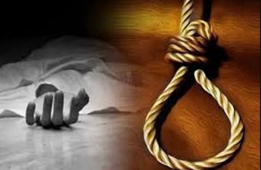 Youth commits suicide in Bareilly: Wife used to talk secretly on mobile, upset and died