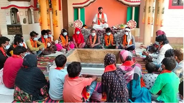 70 people from 10 families became Hindus after taking initiation, returned home from Islam after a decade
