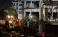 Major accident in Lucknow: A part of the under-construction apartment collapsed, five huts were hit; Two killed, 12 buried
