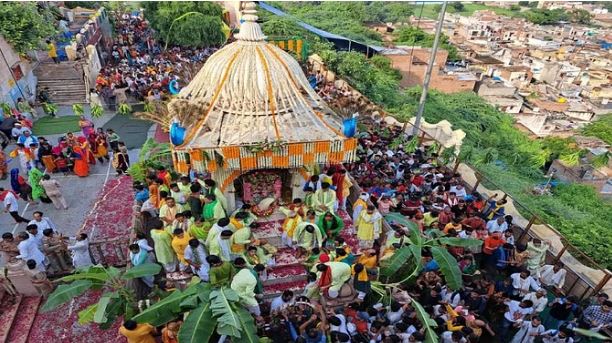 2 devotees died in Barsana, pilgrims had come for darshan on Radha Ashtami