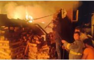 A massive fire wreaked havoc in the wood market, more than 100 shops were gutted, loss worth crores of rupees.