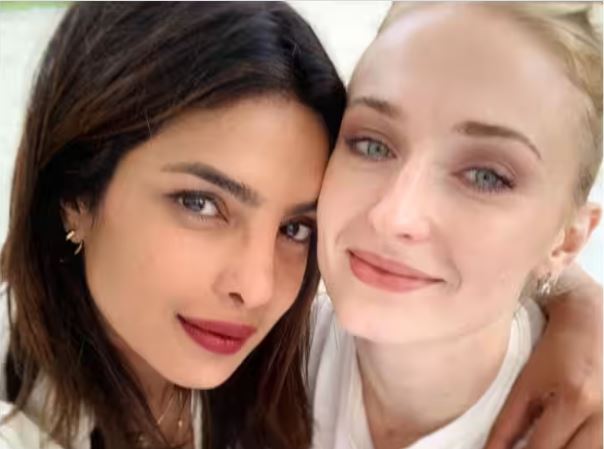 Priyanka Chopra and Sophie Turner unfollowed each other, relationship ended?