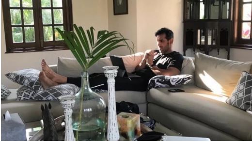 John Abraham bought a luxurious house in Mumbai on New Year, you will be shocked to know the price