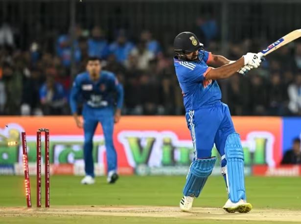 Whose evil eye caught Rohit Sharma, this situation happened for the second consecutive match