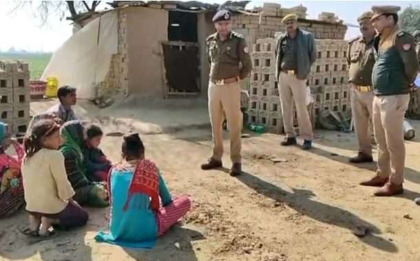 Contractor made video while taking bath, was harassing her; Dead bodies of two sisters found hanging from a tree in Kanpur