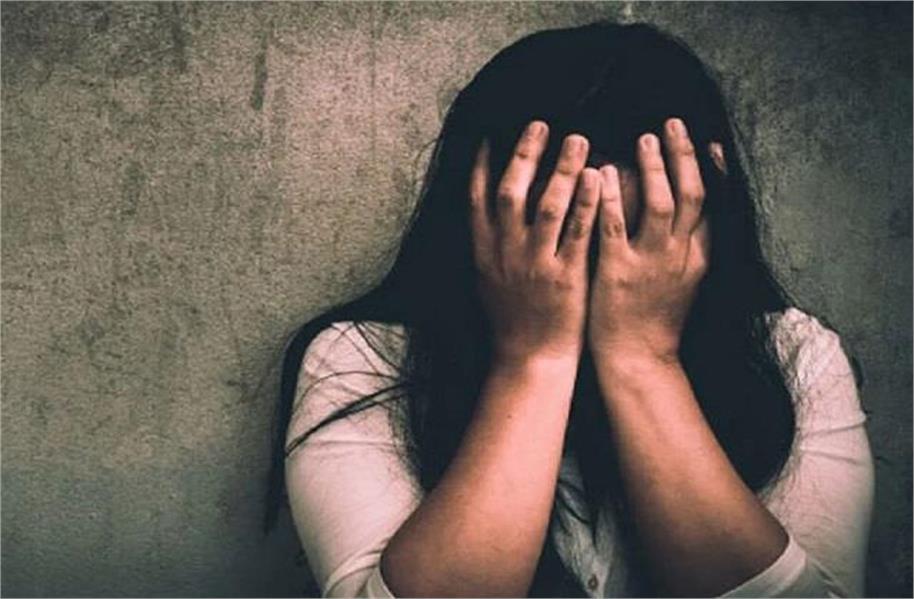 Girl raped in Bhadohi; The accused blackmailed by making a video, threatened to make it viral