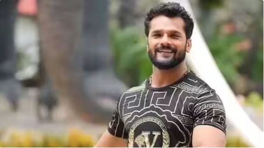 Bhojpuri superstar Khesari Lal Yadav became the victim of the reporter's anger as soon as Rang De Basanti was released, he said in a low voice - I will not answer