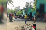 Maulana who used to exorcise ghosts by hitting them with broom came forward, video of the drama at the shrine went viral