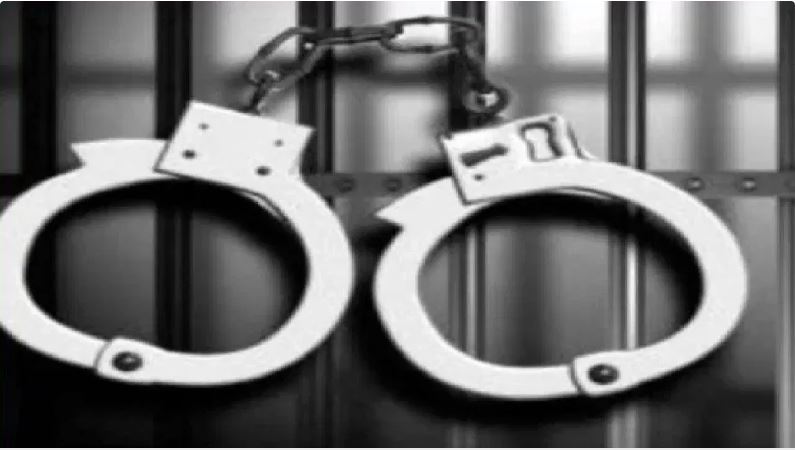 Action before police recruitment exam, STF picked up four people including a woman constable... interrogation started