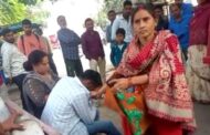 First slapped, then hit with slippers too… 3 women beat up a young man in Hardoi