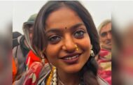 Monalisa went viral, so she had to leave Maha Kumbh, her father sent her back to Madhya Pradesh