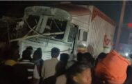 Major accident in Lucknow, uncontrolled truck rammed into shops, three people died and many injured