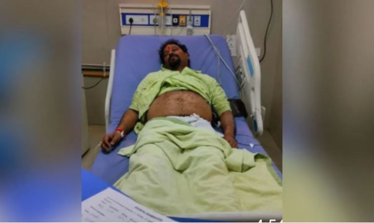 Bareilly: Income tax raid on the premises of Gagan gutkha dealer and ITC product businessman, businessman's health deteriorated and he was admitted to hospital