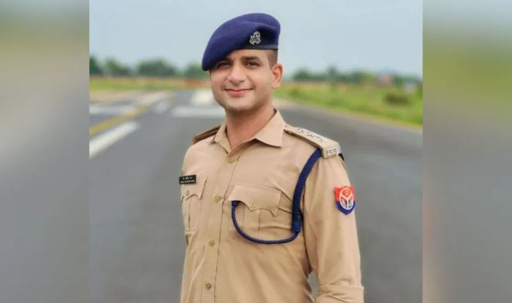 A report will also be filed against the IIT student who filed a case against the ACP