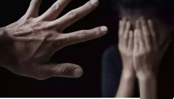 11 year old girl raped in Rampur, found in a very bad condition in the field, blood was flowing from her body
